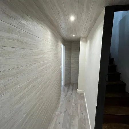 Maison Du Plateau De Beille * Les Cabannes (Ariege)