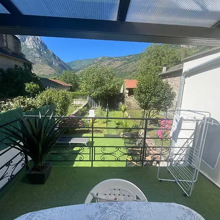 Casa de Férias Maison Du Plateau De Beille Les Cabannes (Ariege)