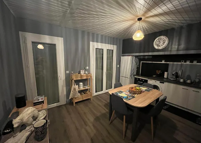 Maison Du Plateau De Beille * Les Cabannes (Ariege)