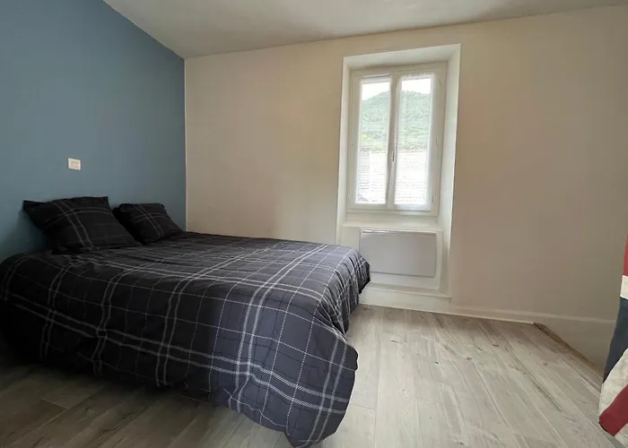 Maison Du Plateau De Beille レ・キャバネス